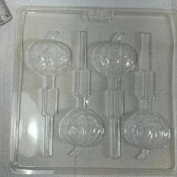 Halloween 8 baking items **see below** - Picture 7 of 8